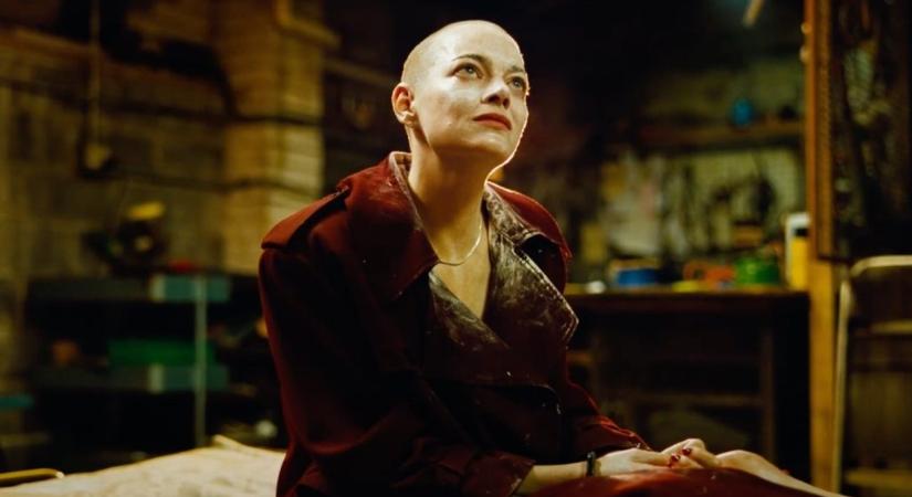Emma Stone-t új fil,jében azért rabolják el, mert ufónak hiszik