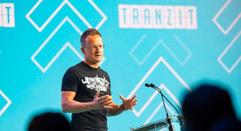 Szijjártó Péter: az elmúlt egy esztendő Európa drámai vesszőfutásáról szólt (videó)