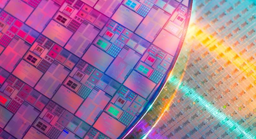 A TSMC csendben fokozza a tempót: Felgyorsítják az 1,4 nm-es csíkszélességet alkalmazó üzemegységek építését