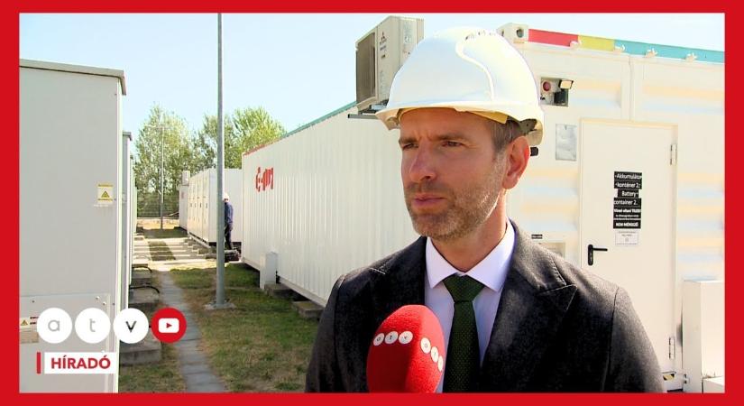 „Egy autó a földet is megkerülné” – hipermodern energiatárolót adtak át Soroksáron