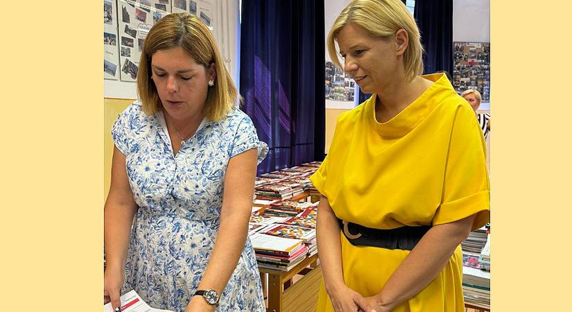 Varga-Bajusz Veronika: Több mint 220 ezer szakképzési hallgató kap ingyen tankönyveket négymilliárd forint értékben