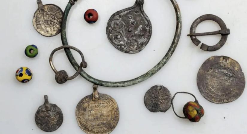 Távoli földről származó kincsekre bukkantak orosz régészek