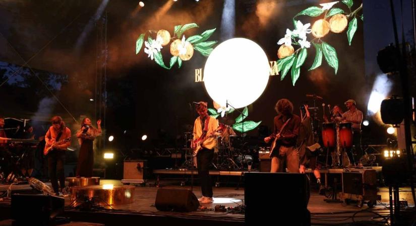 Meglepő dolgokat árult el a Blahalouisiana zenekar basszusgitárosa