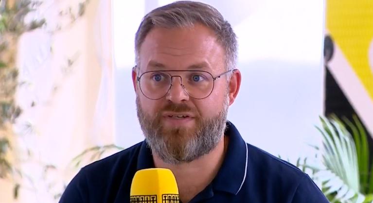 „Én nem ismételgetem az egyik fél álláspontját” – a miniszterelnök politikai igazgatója beleállt a vitába