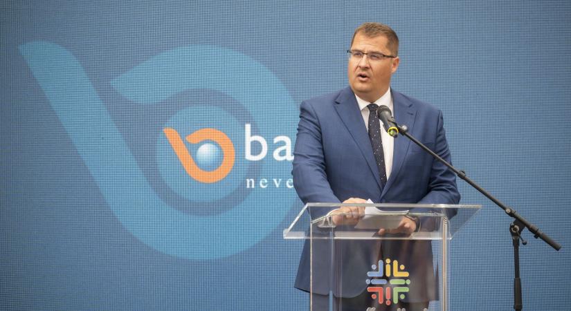 Nagy János: Ha hagynánk, hogy ismét kívülről irányítsanak bennünket, akkor olyan jövő köszöntene ránk, amelyben nincsen helye se istennek, se nemzetnek, se családnak