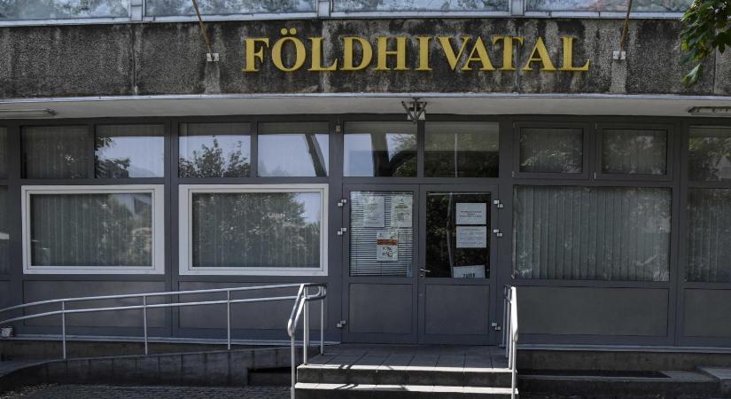 Indulna az Otthon Start Program, de pont az első héten lesz fennakadás a budapesti földhivatalban