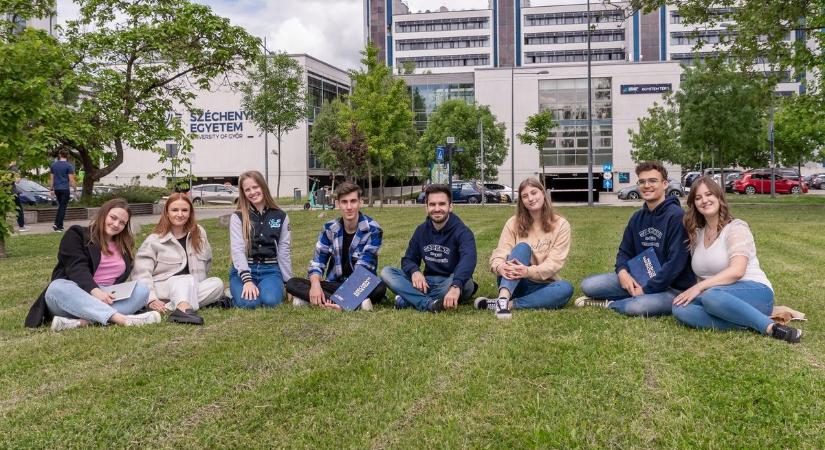A pótfelvételivel együtt csaknem 5200 hallgató nyert felvételt a Széchenyi Egyetem színvonalas képzéseire