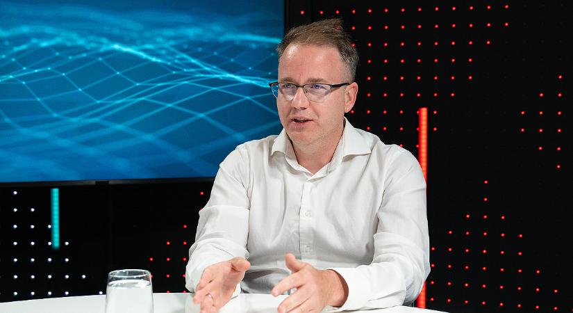 Mesterséges intelligencia a harctéren: robotok döntik el a jövő háborúit?