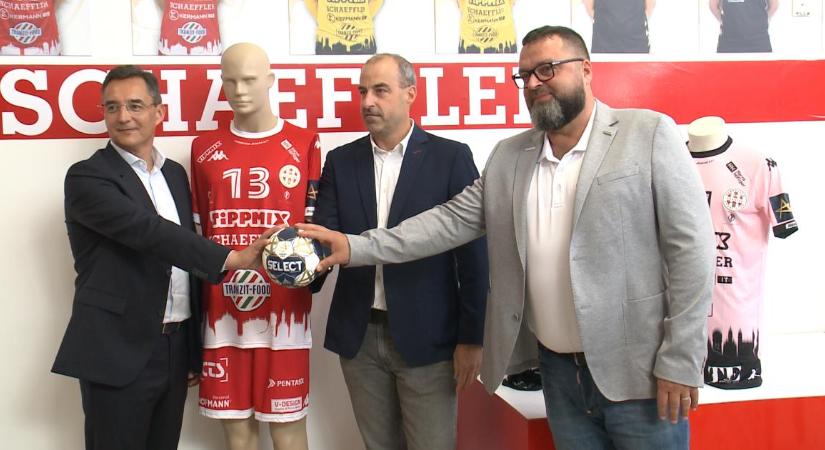 Komoly célokat tűzott ki a DVSC Schaeffler kézilabdacsapata a mostani idényben – videóval