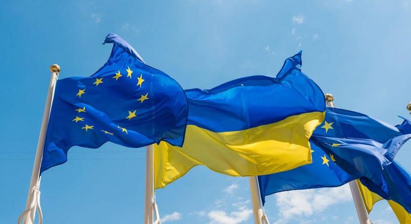 Alaszkára hivatkozva maradt magára a kormány