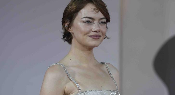 Befutott a Bugonia című film előzetese, ahol kopaszra nyírják Emma Stone fejét