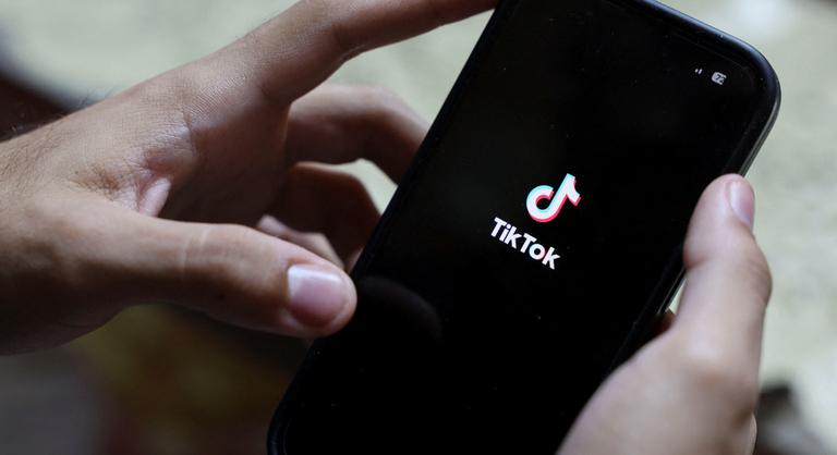 Több tucat tinédzser TikTok-sztárt letartóztattak Egyiptomban