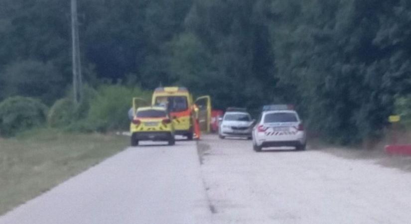 Egy mozdulat megmenthette volna a pici lányt, Tata gyászába tízezrek szíve sajdult bele