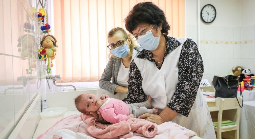 Ők a legkedveltebb védőnők Heves vármegyében, az édesanyák nem tudtak betelni velük