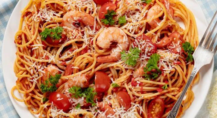 30 perces chilis tészta garnélával: sok fokhagymával az igazi