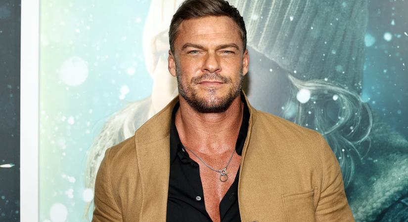 Maga Alan Ritchson mondta el végre, megkapta-e Batman szerepét