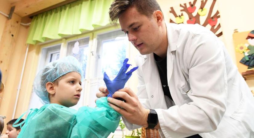 A Tisza-adóval a baranyai egészségügyi dolgozók zsebéből is kivennék a pénzt