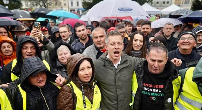 Kocsis Máté a Tisza-hívőknek: Kellemes megvilágosodást!