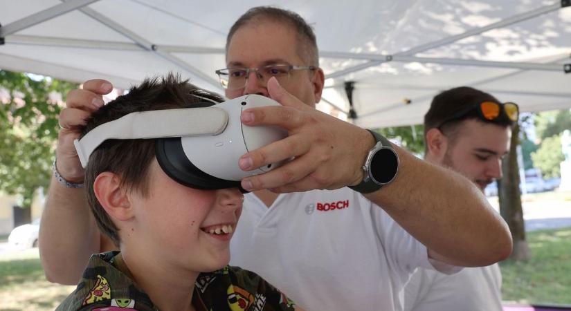A legújabb technológiák és változatos programok vártak a Bosch kalandnapján - képek, videó