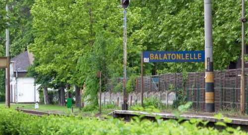A Balatonnál kirándulna ősszel? A MÁV felkészült az utószezonra