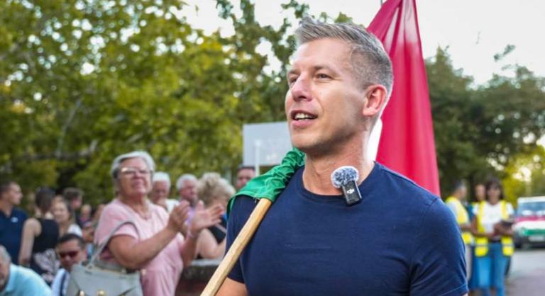 Magyar Péter bejelentette, a luxusautóktól a külföldi vagyontárgyakig mindent megadóztatnának