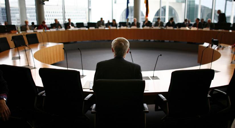 Rémisztő vád vetül a német hírszerzés volt vezetőjére