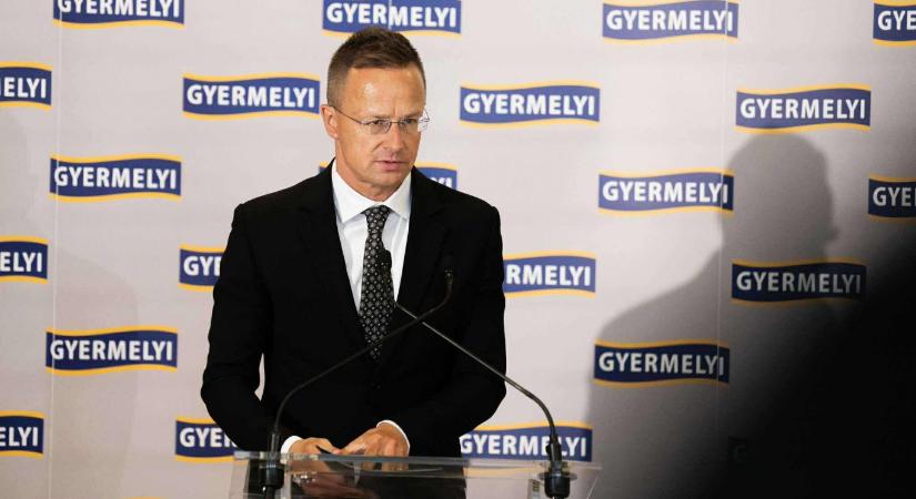 Versenyt patáliázik Szijjártó Péter és Szalay-Bobrovniczky Kristóf a koppenhágai informális tanácsülés után