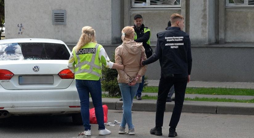 Szumi megyében 4 év börtönre ítéltek egy nőt csecsemő eladásának kísérletéért
