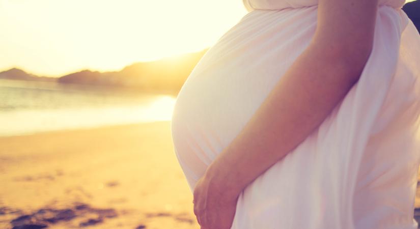 Forróság, stressz, hormonok – így hathat a klímaváltozás a babatervezésre és a terhességre