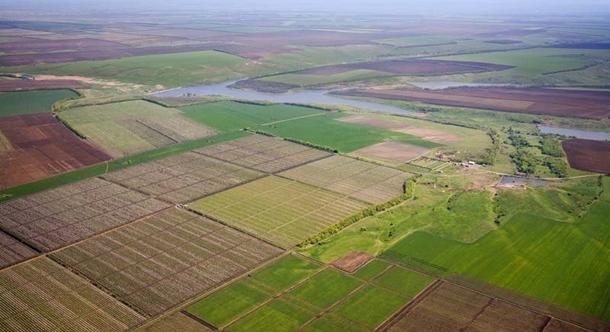 A helyi költségvetések 25,5 milliárd hrivnya földadót kaptak
