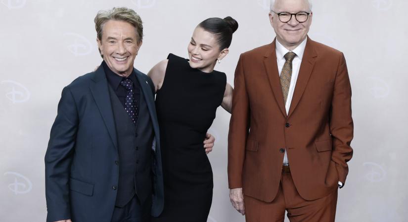 Tényleg a legjobb barátok! Selena Gomez, Steve Martin és Martin Short nagy közös pillanatai a Gyilkos a házban forgatásán