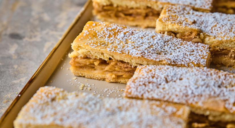 Omlós almás pite