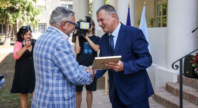 Megújult a város egyik legértékesebb öröksége, újra régi fényében tündököl a kúria