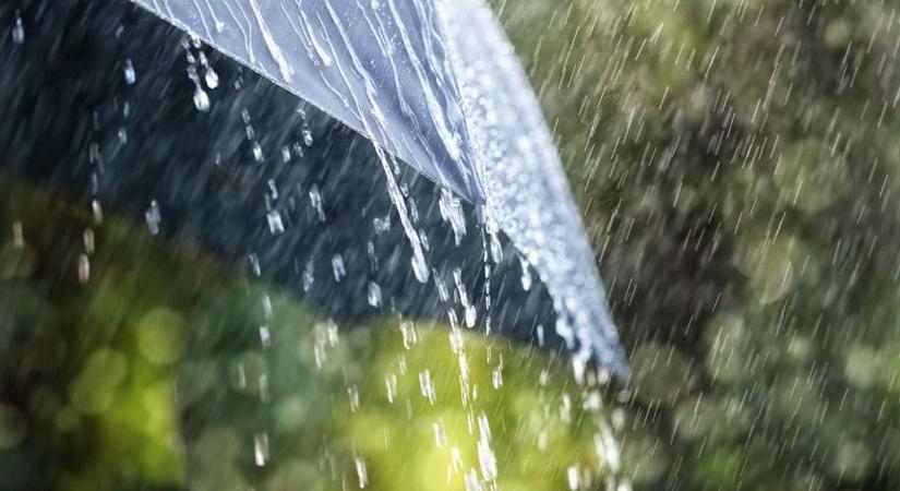 Kapd elő az esernyőt! Durva zivatar érkezhet Hevesbe