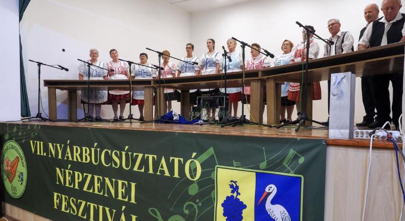 Nagy sikert aratott a Nyárbúcsúztató Népzenei Fesztivál Ősiben ( galéria)