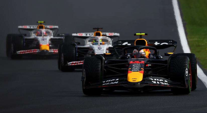 F1: Megvan, mikor döntenek Verstappen csapattársáról
