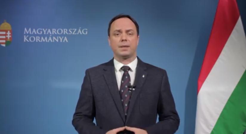 Nyitrai Zsolt: érkezik a 30 ezer forintos élelmiszer-utalvány a nyugdíjasoknak