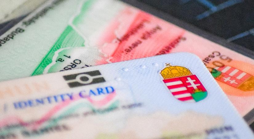 Elküldte a személyi igazolványa másolatát a mit sem sejtő férfi, lehúzták a csalók