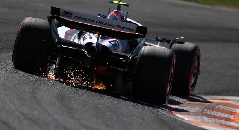 F1: Büntetés a holland futam rajtja előtt