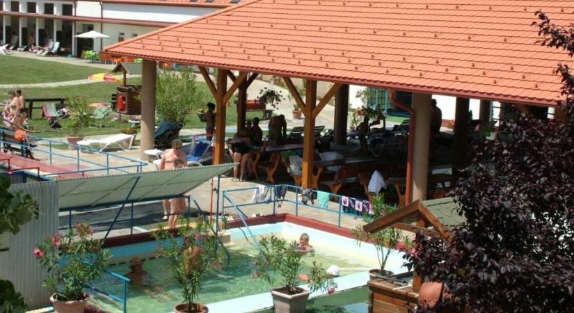 Nagy változások lesznek hétfőtől ebben a balatoni termálfürdőben