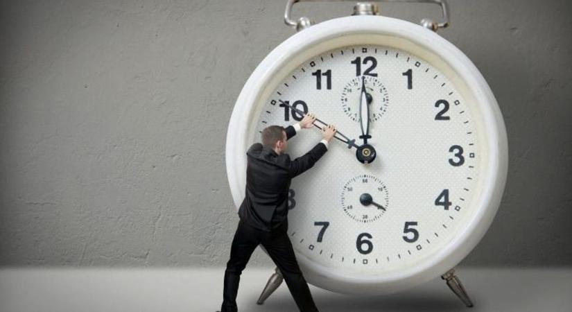 Korábban jön az őszi óraátállítás
