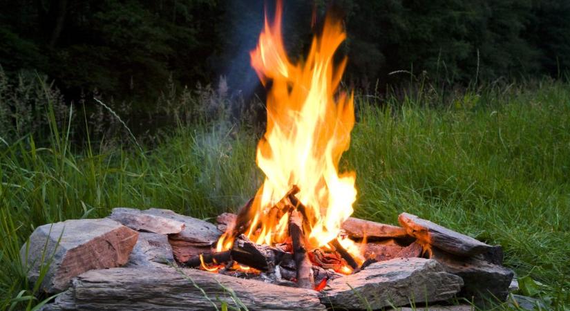 Az ország nagyobbik részén megszűnik a tűzgyújtási tilalom