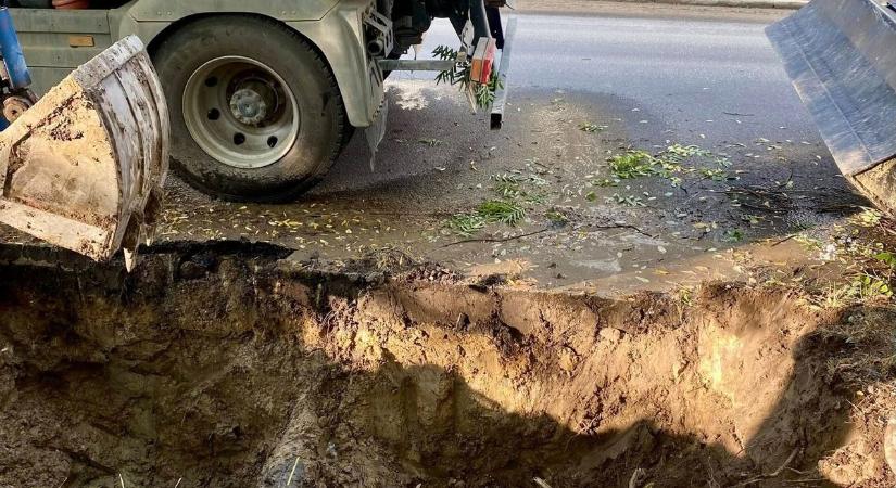 Újabb csőtörés a Nyíri úton, ismét szünetel a vízszolgáltatás Kecskemét egy részén