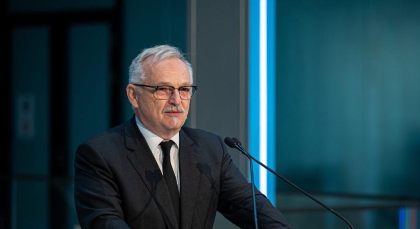 Hernádi Zsolt: Miért kellene leválni az orosz olajról?