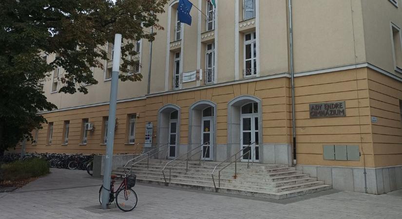 Elhunyt a szeretett debreceni pedagógus, rengetegen gyászolják