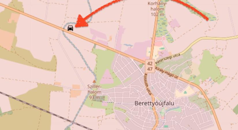 Felborult egy kamion Berettyóújfalunál