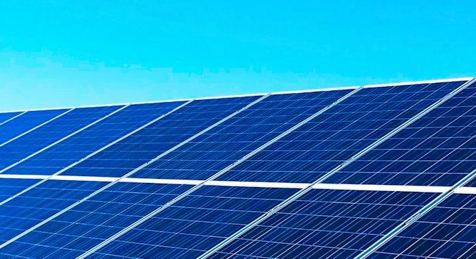 Kína kibocsátása elérhette csúcspontját a napenergia térnyerésének köszönhetően