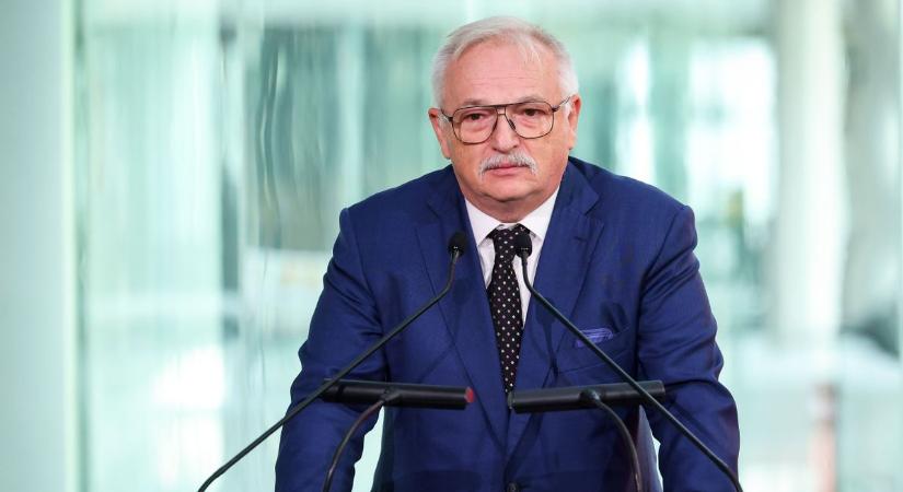 Barátság kőolajvezeték: brutális üzemanyag-drágulásról beszélt a Mol-vezér, egyetlen dolgon múlik, de Hernádi Zsolt szerint nem ez lenne a legnagyobb baj