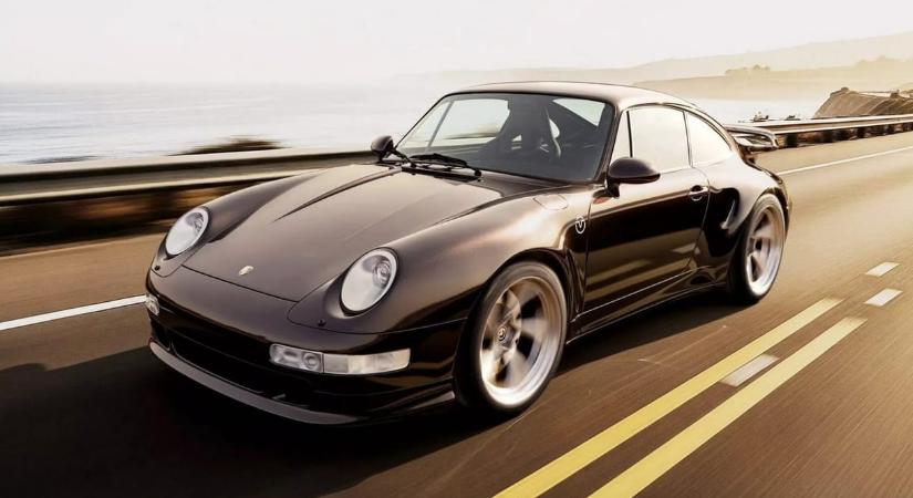 Brutális villanymotor került a legendás Porsche 911 léghűtéses erőforrása helyére