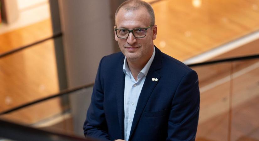Mélyen hallgat a balliberális média Tarr Zoltán botrányos vallomásairól